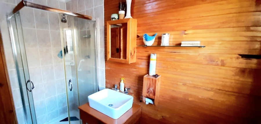 4 Bedroom Property for Sale in Dolphin Creek Golf Estate Western Cape